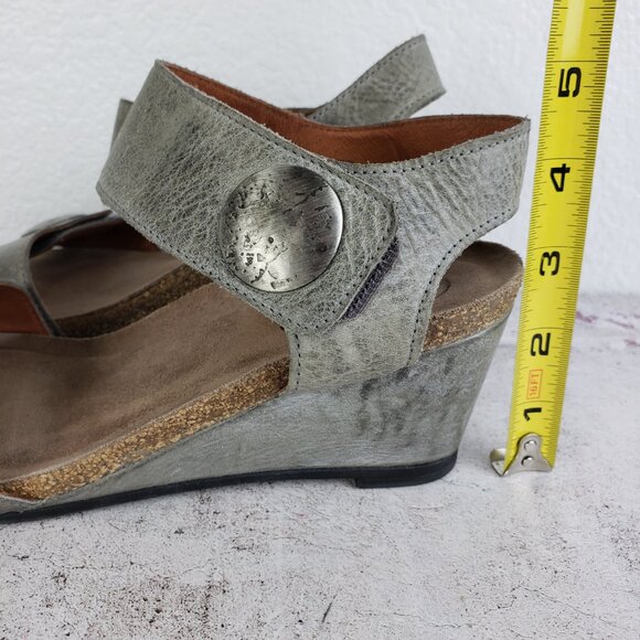 TAOS Carousel 2 Cork Wedge Leather Sandal Gray size 38 US 7/7.5 Lagenlook Boho - Picture 12 of 16
